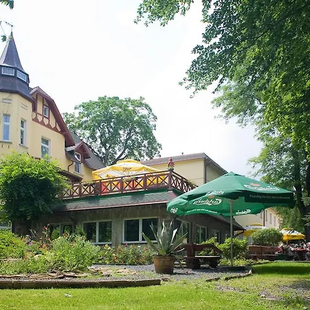 Kaja Medical & 3*
